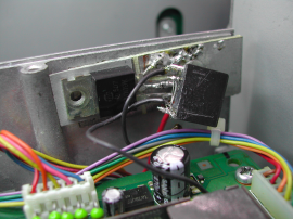 Ремонт трансивера ICOM IC-775dxII, не работает тюнер, постоянно светится индикатор компрессора. Сделать профилактику и настройку.
