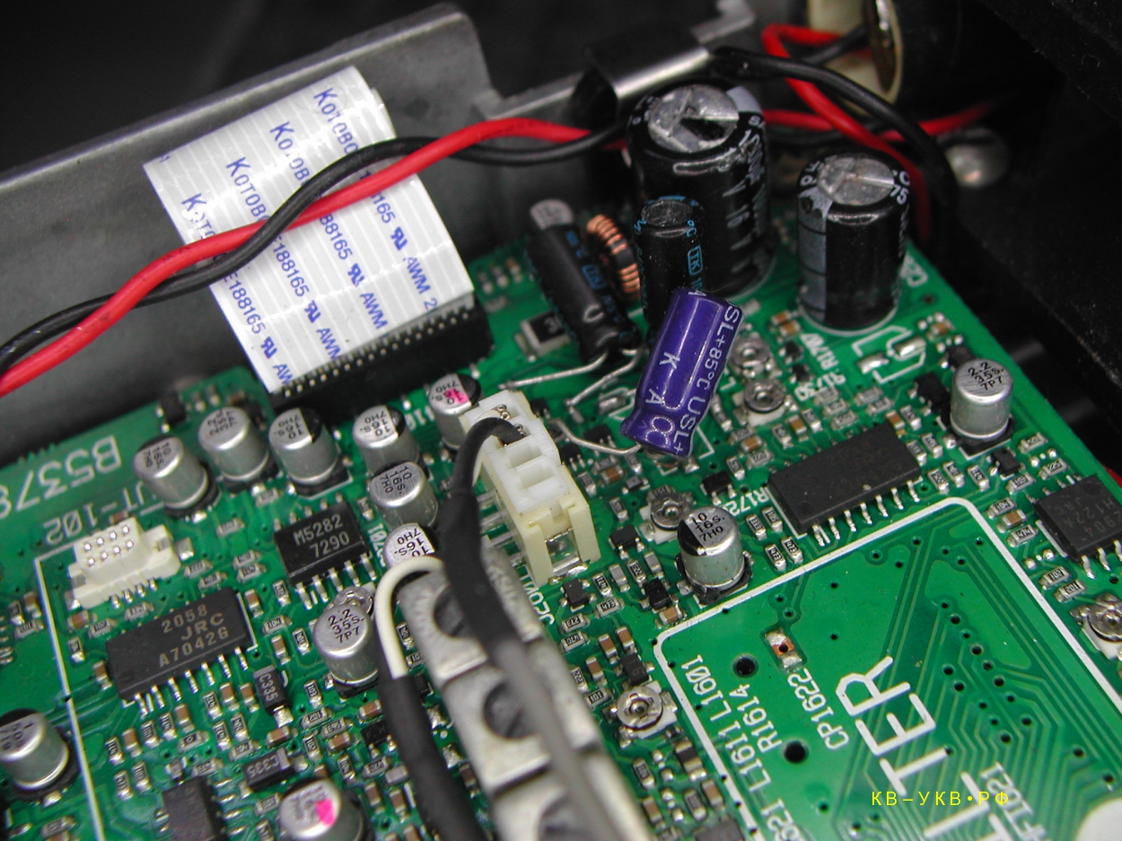 Icom IC-718, после прогрева искажения на передачу, не работает подсветка дисплея.
