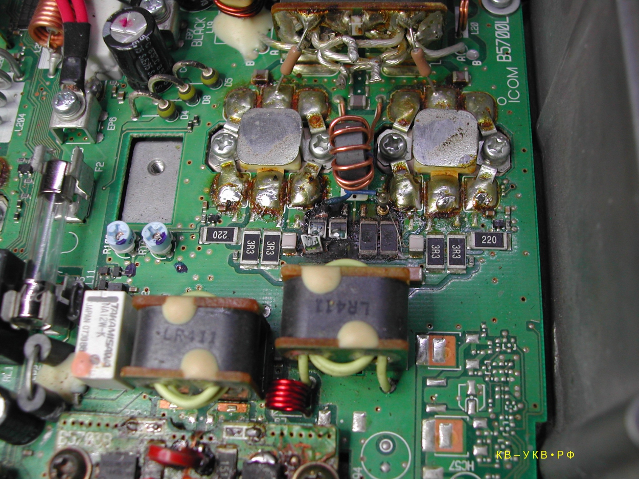 Icom IC-746pro, не включается, ранее не отдавал полной мощности.
