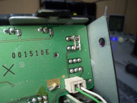 Ремонт трансивера Yaesu FT-847, нет передачи на КВ, заменить кнопку включения.
